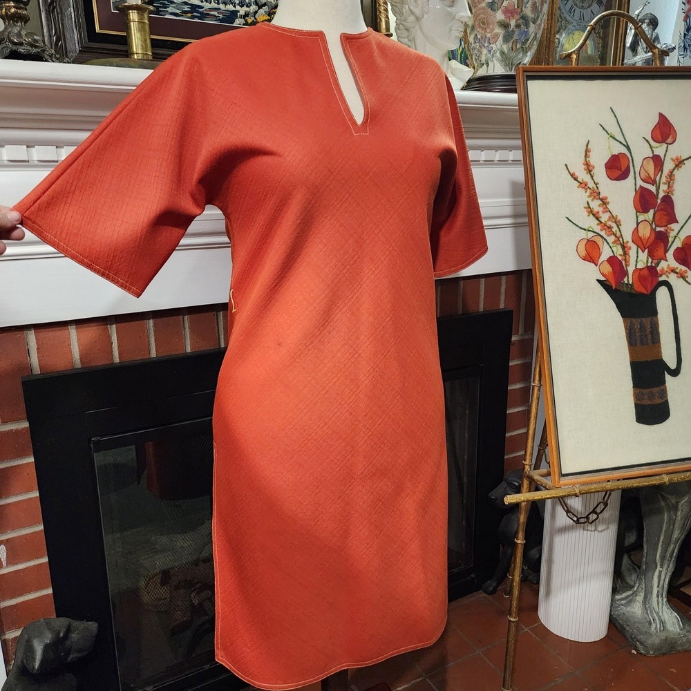 11/12 Vintage 1960s Burnt Orange Short Sleve Shift Dress, Union Made